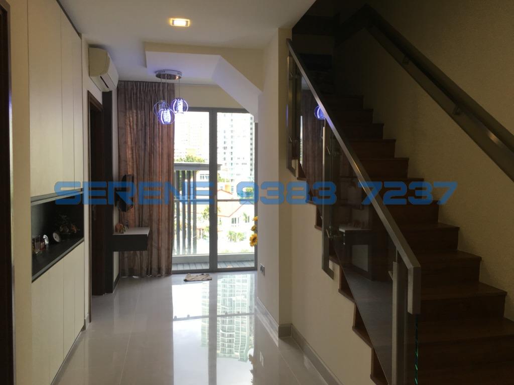 Alexis thumbnail photo